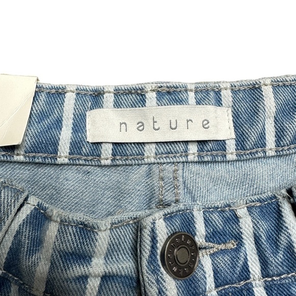 Nature high rise stripe shorts NWT small - Picture 5 of 6